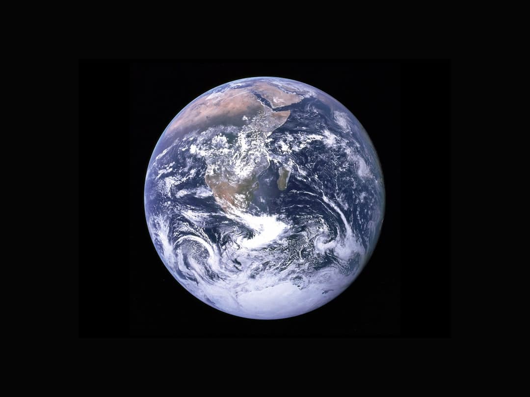 How do satellite constellations like Planet and Maxar support resource monitoring?