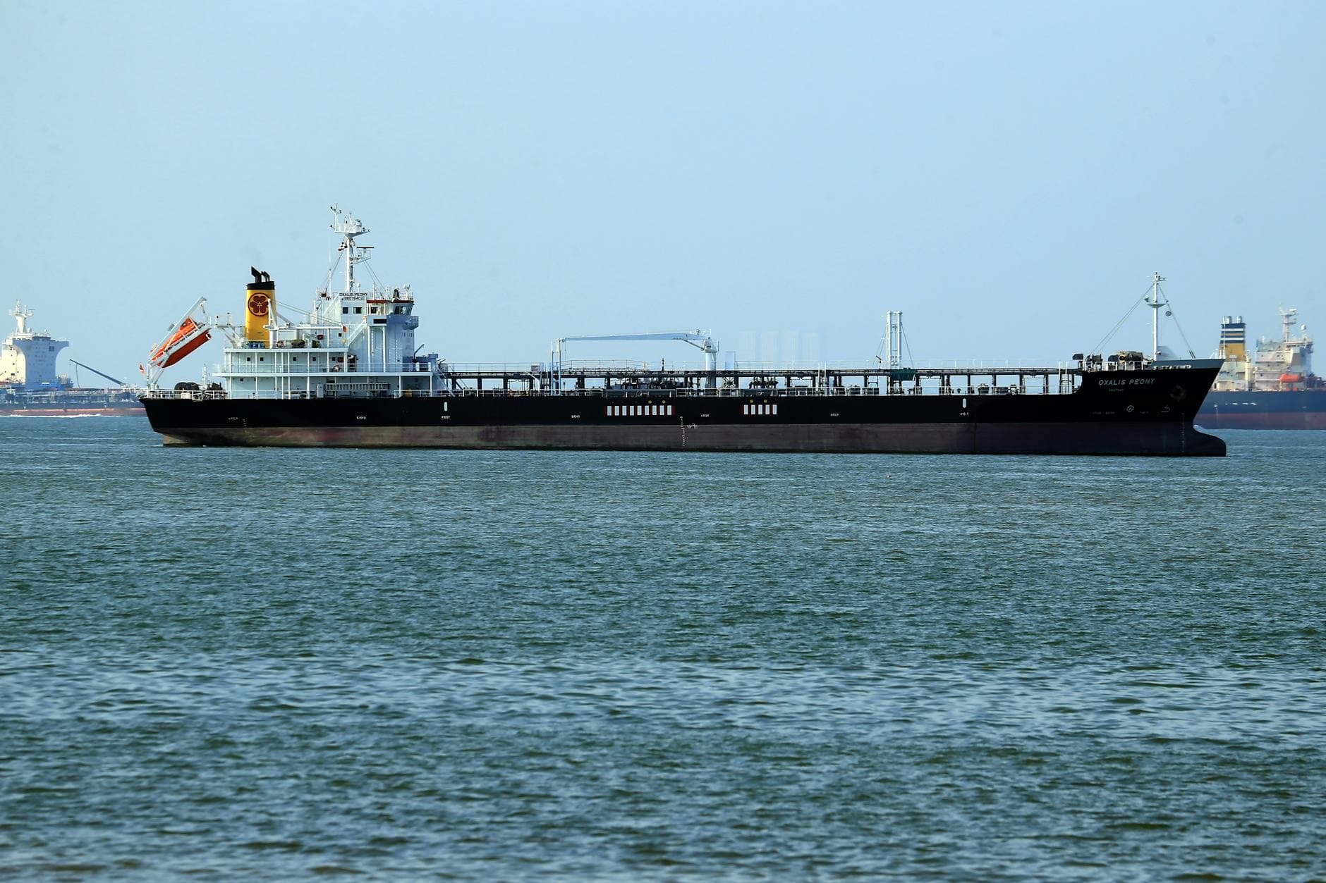 China's Oil Diet Keeps Prices in Check