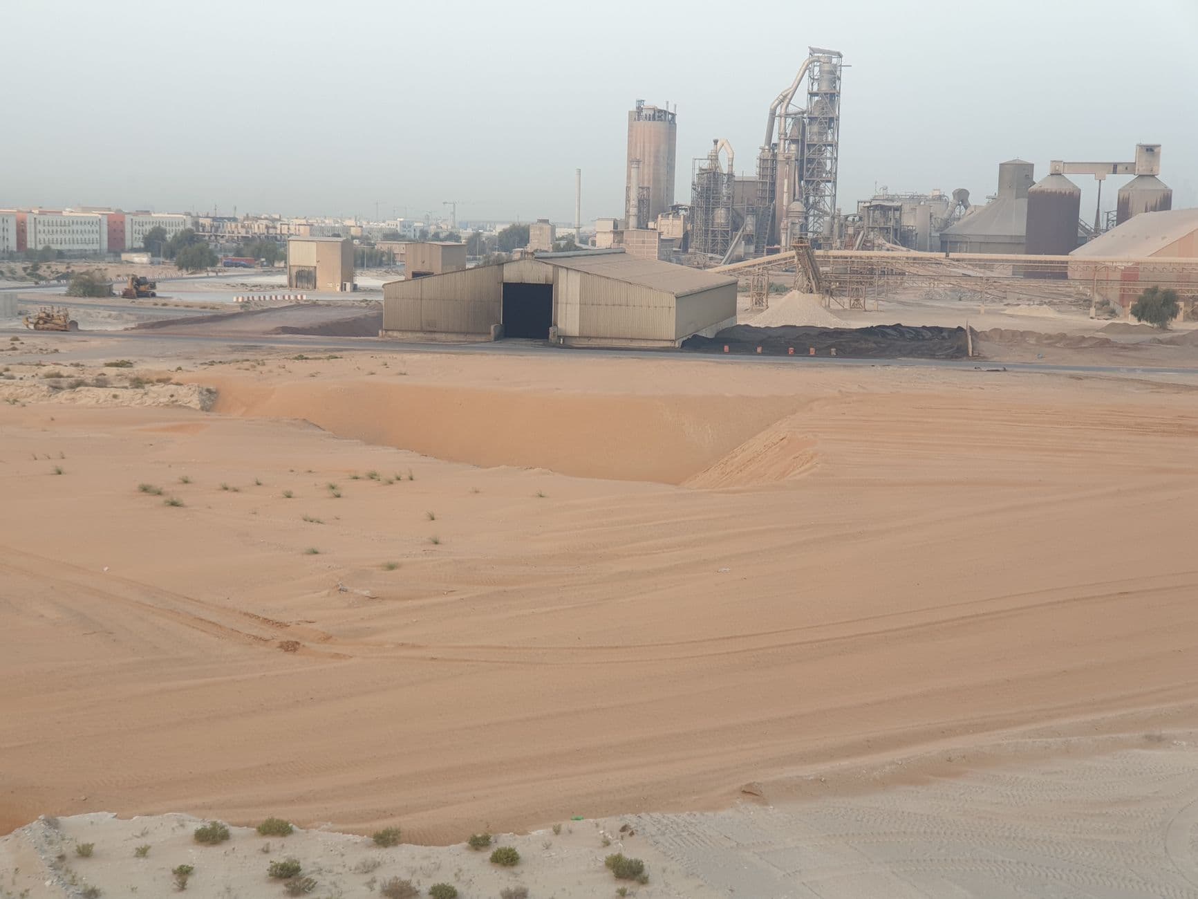 Energy Equities Diverge as Oil & Gas Names Retreat While Uranium Powers Higher