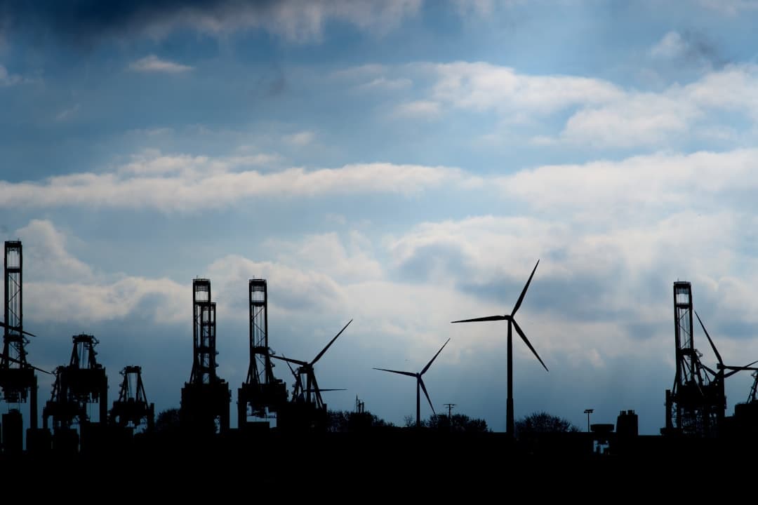 Energy Sector Grapples With Geopolitical Shocks as Market Volatility Reshapes Investment