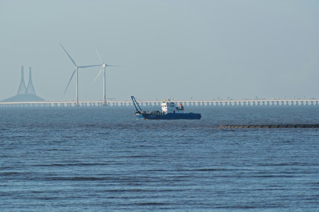 Floating Wind's Costly Tow to Rotterdam