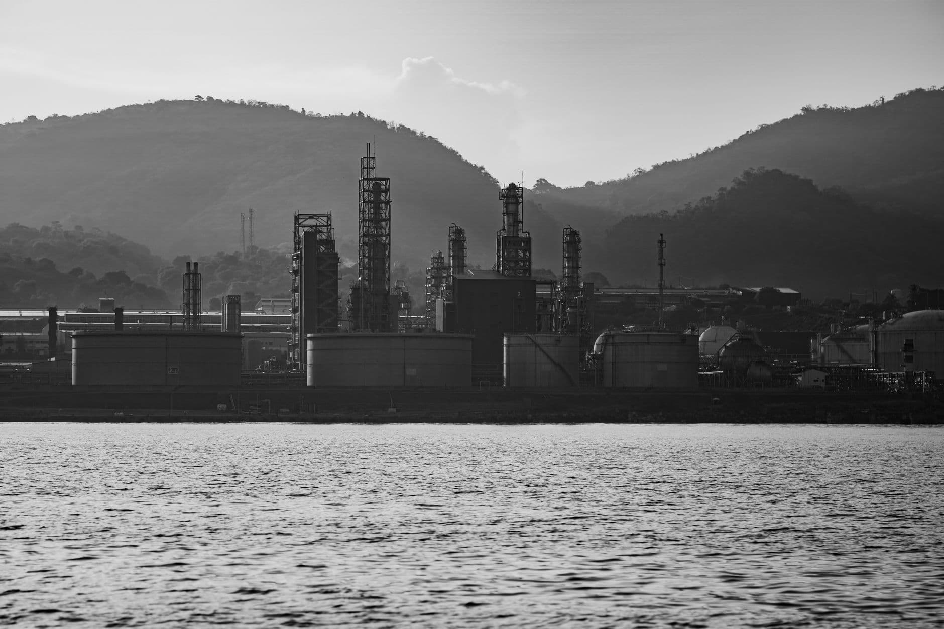 Friday's Settlement Closes the Week With Oil, Metals and Clean Power Each Telling Its Own Story