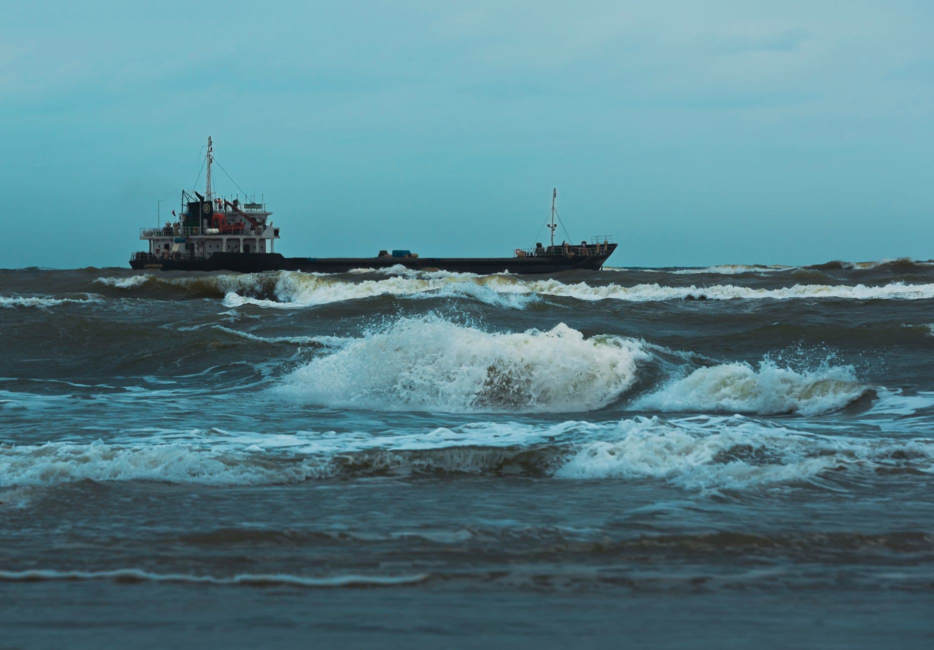 Putting Paper Moving Oil Is Now the Price Problem | Stake & Paper