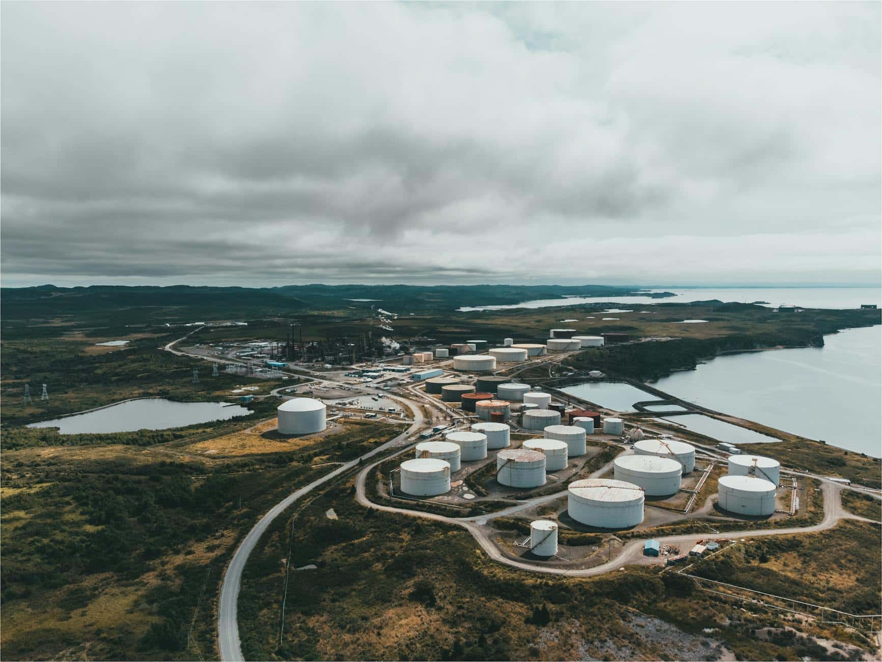 Oil Crisis Deepens as Supply Loss Tops 1B Barrels