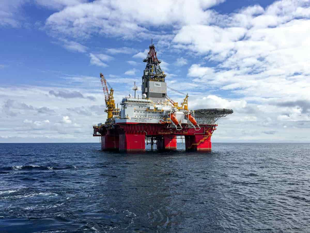 Oil Markets Tighten as Sanctions Lapse