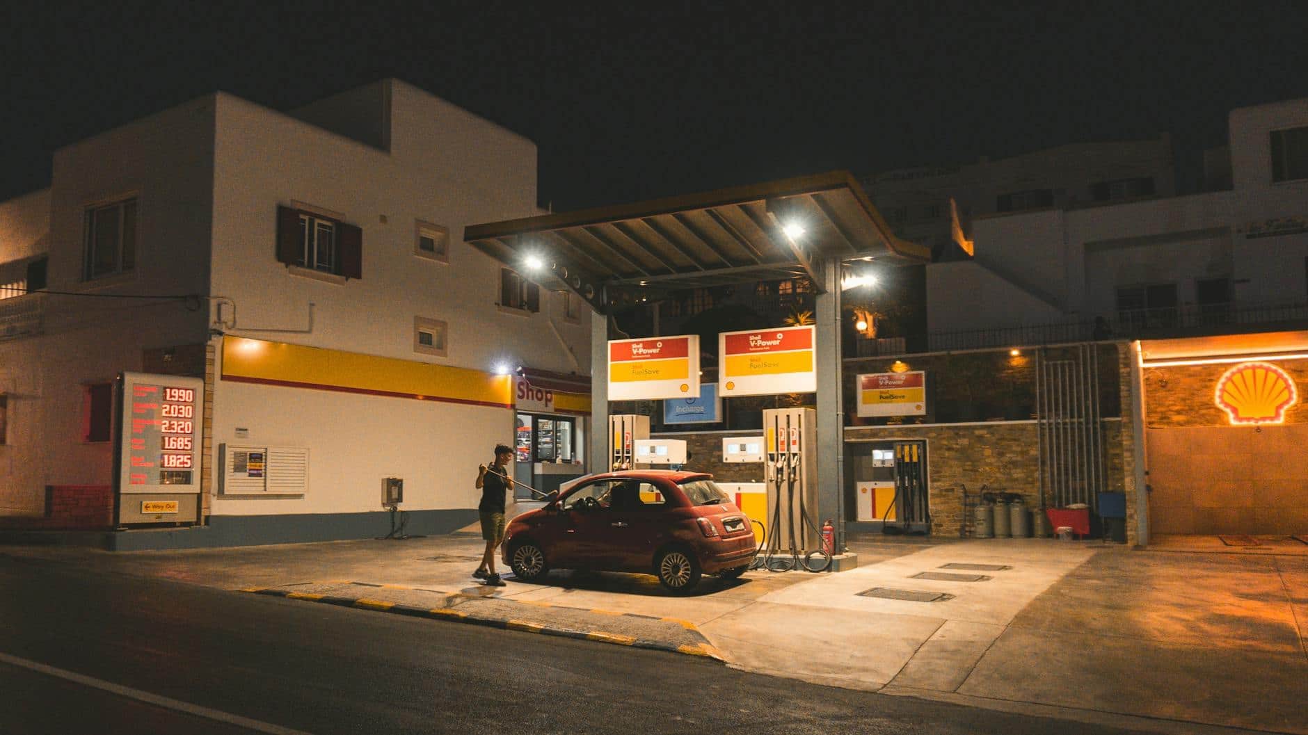 Shell Bets Big on Canadian Gas as Middle East Turmoil Reshapes Global Energy Markets