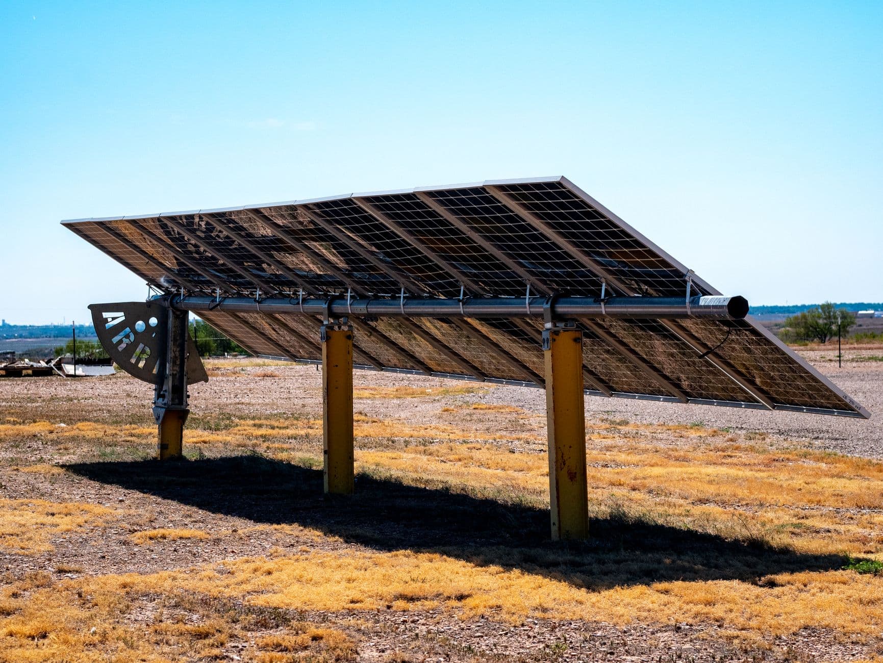 Thursday's Close Sorts the Field by Breadth, from Oil Majors to Miners to Solar