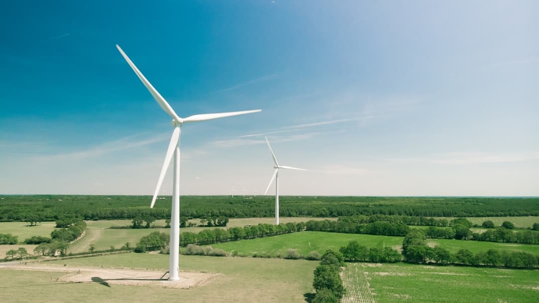 Wind and Renewables Surge as Energy Crisis Reshapes Global Power Markets